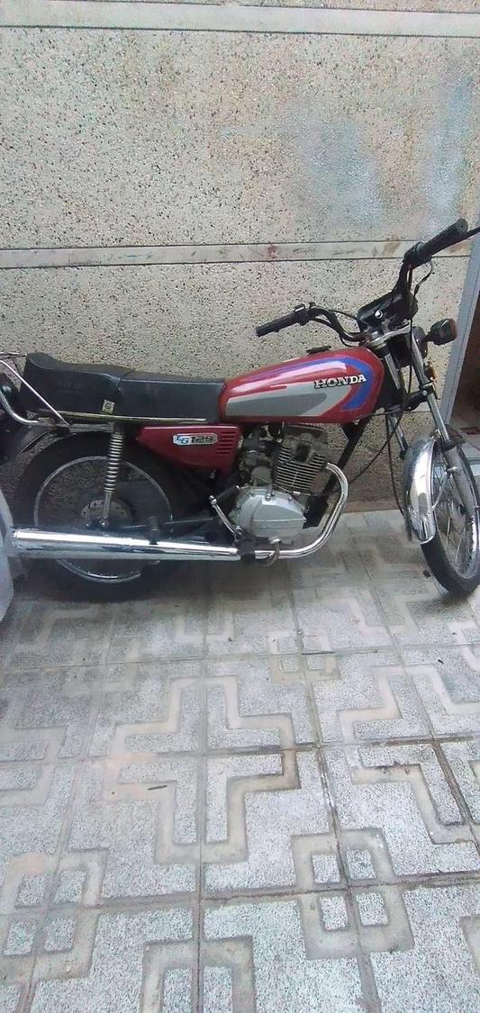 موتورسیکلت هوندا