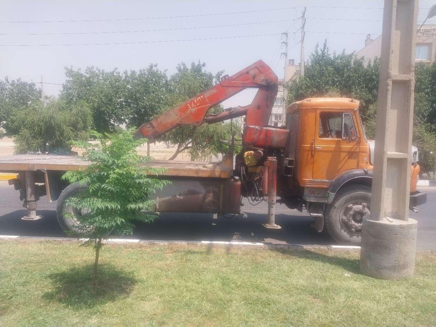 خودروی خاور ـرنا