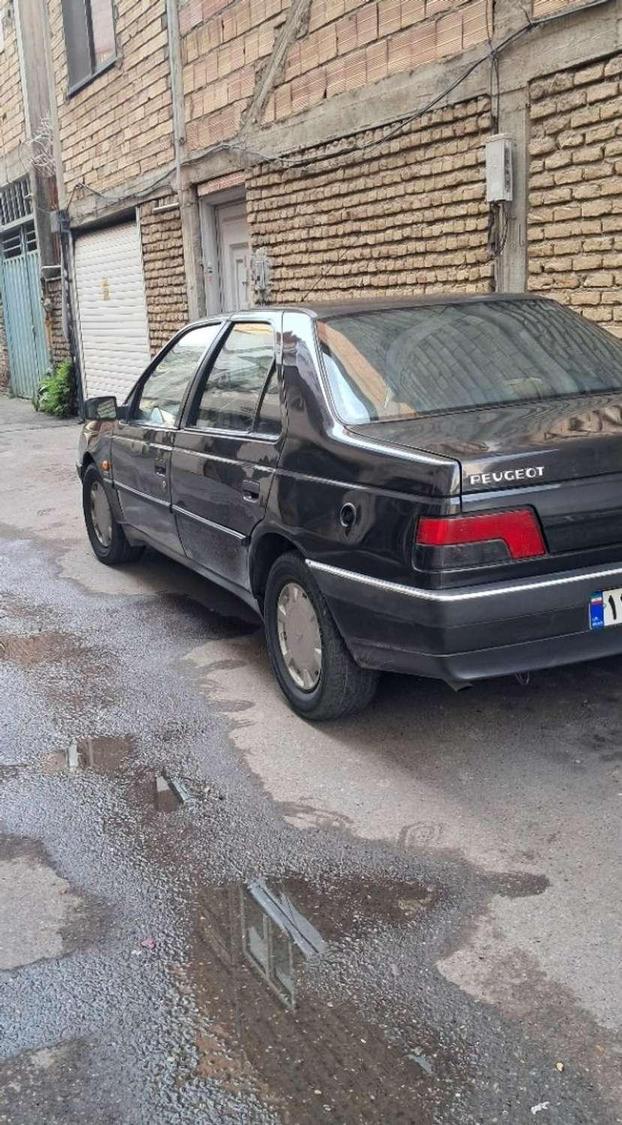 سواری پژو405GLXI مدل1385شماره انتظامی ایران91-665الف14(شاسی 40400678)