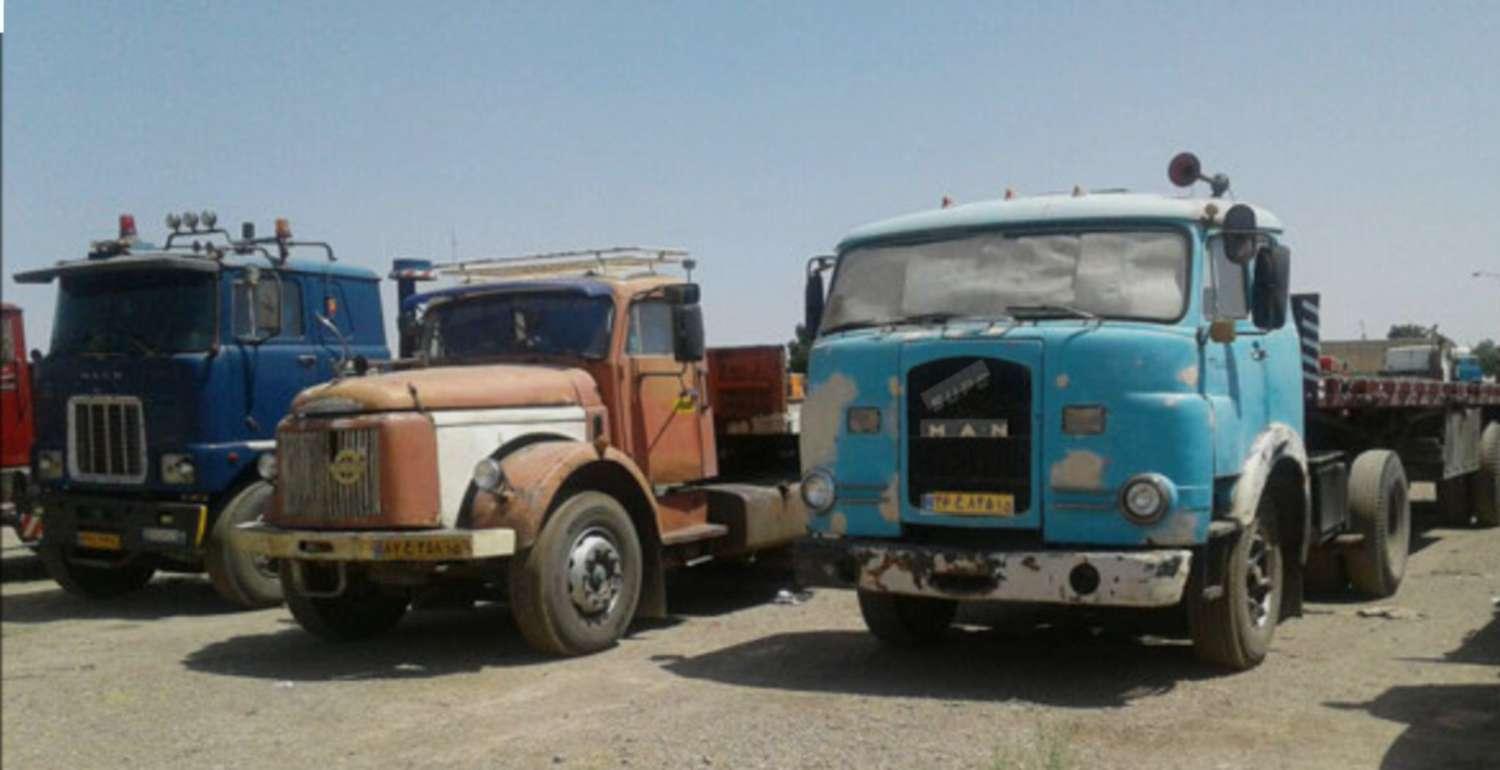 کامیونت نیسان آبی