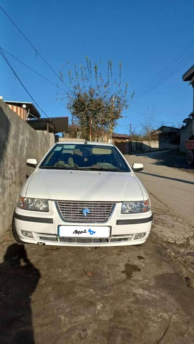 یک دستگاه سواری سمند LXEF7 دوگانه سوز مدل 1391 با رنگ سفید با شماره شهربانی 31 ایران 315الف